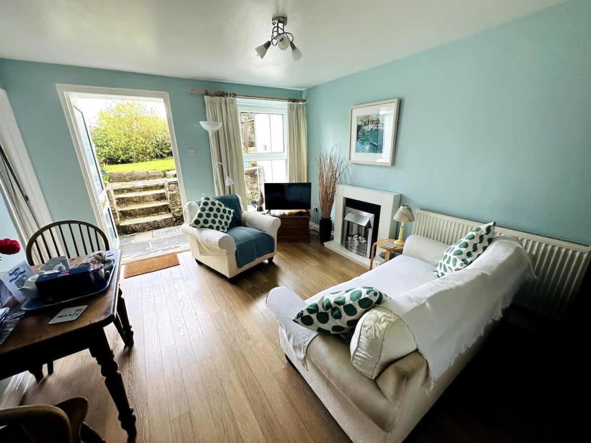 Beautiful & Peaceful Garden Retreat At 'the Lower Deck' Falmouth